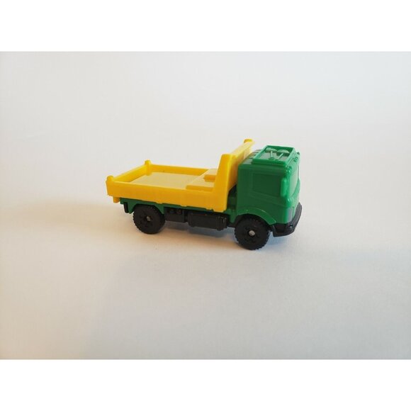 Burger King 2013 Yellow And Green light Up Dump Truck Toy,  Doesn't Light! - Picture 1 of 12